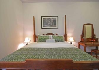 The 1901 Bed